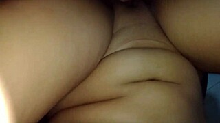 A Luna prefers small cocks to avoid hurting her big pussy