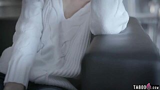 bootylicious redhead feels intense pleasure in gaping ass.