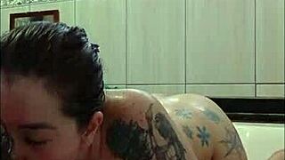 teasing sex in the bathtub with creampie