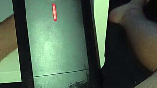 why does this stranger cumshot on lovense solace toy