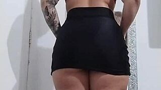 Open The Zipper And Put Your Dick Out, I'm Going To Suck It!