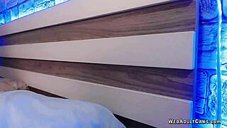 japanese babe fingers shaved pussy in solo homemade webcam show