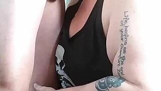 Guy Fucks Grown Woman Hard