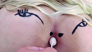 mentes maliciosas vão dizer que é um cu rosinha chupando pirulito completo no sheer e red 😏