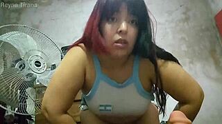 pero que pajero inmundo que sos bue veni la tia te ayuda con ese micropene