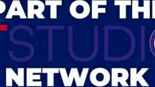 british 18-year-olds in uniform race to cum first! 🔥