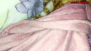 Isso que acontece quando meia-irmã assiste porno buceta fica piscando branquinha nao resiste bate uma punheta e pede para fuder gostoso ate sua buceta gozar