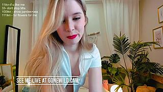 on webcam, this slut shows off her great lips while fingering and masturbating.