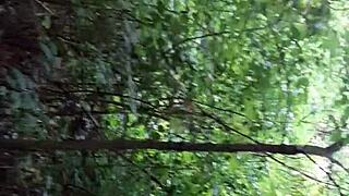 licking brunette pussy in forest until orgasm and cum 😍