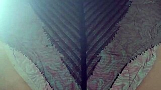 Elza Kom's Nylon Tights Fetish Drives HUGE ASS Worship CRAZY