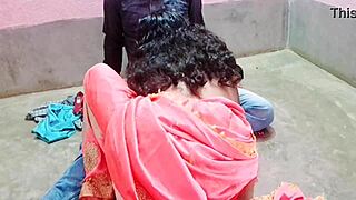 Indian beautiful muslim girl gets her ass fucked by the tailor!