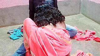 Indian beautiful muslim girl gets her ass fucked by the tailor!