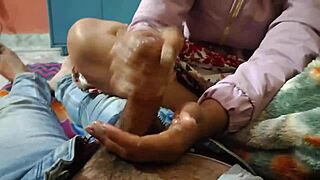 please, ditch the condom and creampie me now! 😘