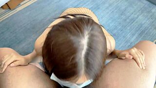 i fuck dat old slut wit huge tits an big ass, she cums tremblin all over!