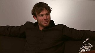 i sneak a quickie with hot milf babe in the office, wet and rough