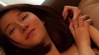 Jena Dammaya สวยงามในชุดเมดบิกินี