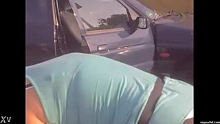 Hidden Cam Downblouse Spying HQ