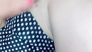 Linda jovencita ladyboy caliente 18 - penetrada por el culo!