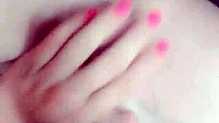 Linda jovencita ladyboy caliente 18 - penetrada por el culo!