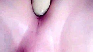 Linda jovencita ladyboy caliente 18 - penetrada por el culo!