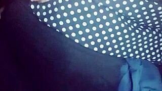 Linda jovencita ladyboy caliente 18 - penetrada por el culo!