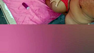 Angolan Safada Shares Her Cuzinho