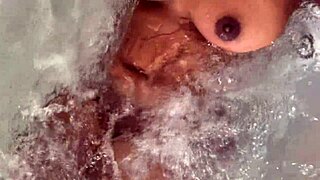 Morena Gets Intense Pussy Action