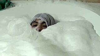 Cyno enjoys a solo bubble bath session part 3