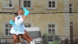 Öğrenci Evli Profesörü Ders Sonrası Ofiste Sikiyor