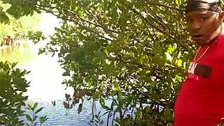 Quickie Beach Fuck With Monster Cock Cumshot