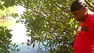 Quickie Beach Fuck With Monster Cock Cumshot