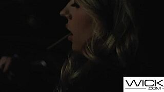 Anna Claire Clouds Gets Her Pussy Licked!