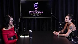 Booty-Shaking Sunny Lane Twerks