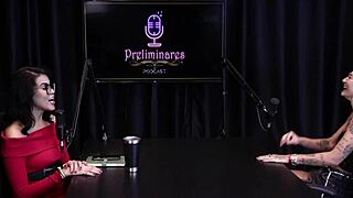 Booty-Shaking Sunny Lane Twerks