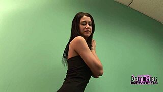 Alexis Grace Reveals Her Body And Sex Life