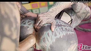 Anal queen anuskatzz in corset plays with metal toy gets ass fucked by big dick and squirts