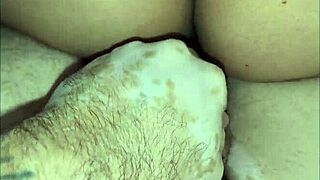 Amateurs Explore Wet Bodies In Couple Fun