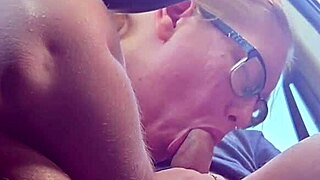 bbw amateur deepthroats monster cock for lunch