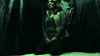 Mandy Mynxx Fucks Stranger in Creeper Van