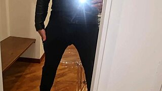 Arrapato Sexy Intense Cumshot Huge Italian Cock