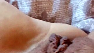 gretala shows off her fat pussy dancing in homemade video