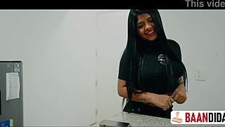 Cogerme al amigo de mi ex es muy rico me llena el co�o con su verga