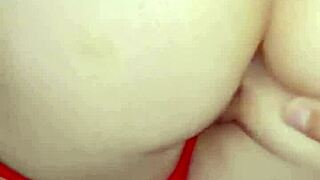 amoosinas cums on white ass in airport wc عموسینا میپاچه رو کون سفیده دختره