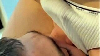 sexo gostoso com a novinha do bucetao parte 1 shaved tight pussy