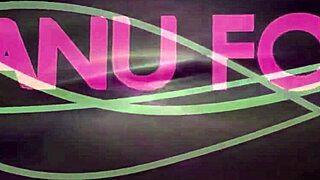 Latina Gets Plug for Tasty Ass