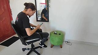 Hermanastro Gives Hot Blowjob Before Pounding Tight Pussy