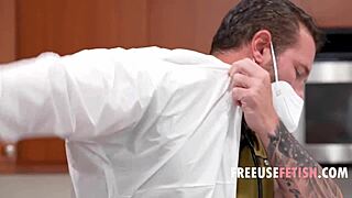 Hey teens, wanna get your free use penis-cillin treatment at this fantasy hospital? I’m curious!