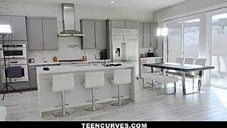 Super Juicy Oiled Indica Flower Getting Drilled Hard