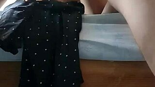 Viejito fucks my wife in doggystyle position 😈🔥