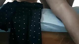 Viejito fucks my wife in doggystyle position 😈🔥